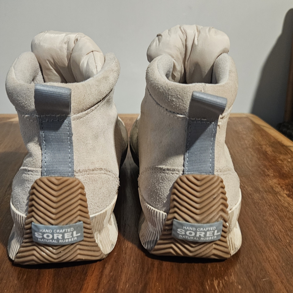 Beige High-Top Sneakers - Picture 4 of 6